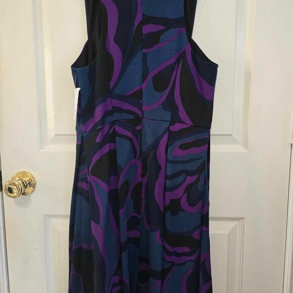 NWT Trina Turk Dress size 6 - Picture 5 of 6